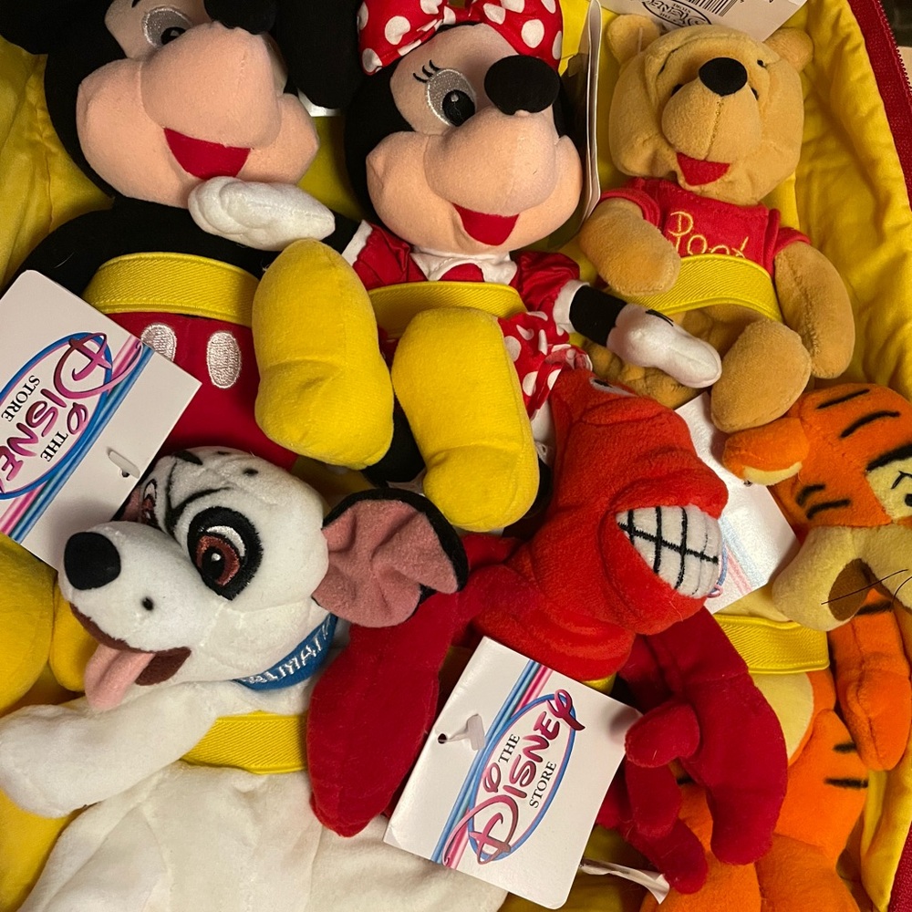 Vintage 90s RARE Disney Store Bean Bag Backpack & First 12 Characters Ever - Picture 4 of 11